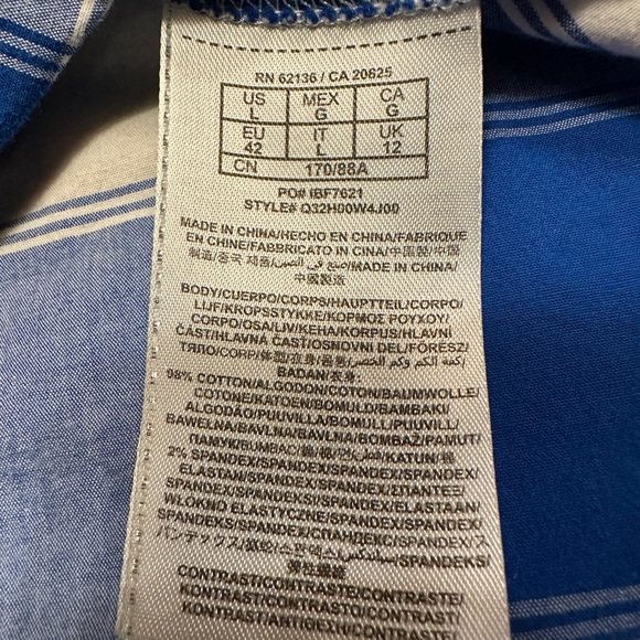 CLOSET CLEARANCE! Guess plaid button down - Picture 7 of 10